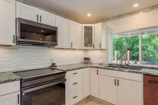 1880 N Washington Ave, Clearwater, FL 33755 - Photo 17