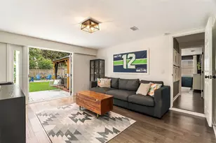 2017 E Henry Ave, Tampa, FL 33610 - Photo 17