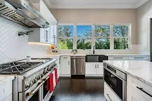 619 Danube Ave, Tampa, FL 33606 - Photo 9