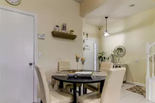 26642 Castleview Way, Wesley Chapel, FL 33544 - Photo 3