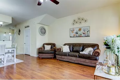 26642 Castleview Way, Wesley Chapel, FL 33544 - Photo 19