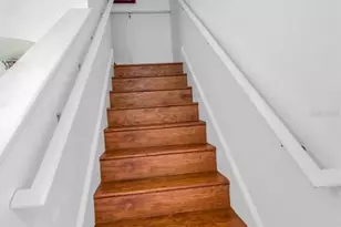 1033 Bella Vista Dr NE, Saint Petersburg, FL 33702 - Photo 19