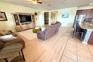 1516 Yale Castle Ct, Ruskin, FL 33570 - Photo 11