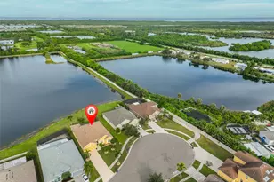 1516 Yale Castle Ct, Ruskin, FL 33570 - Photo 49