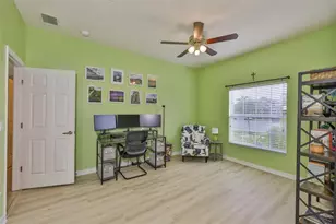 1516 Yale Castle Ct, Ruskin, FL 33570 - Photo 19