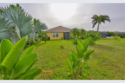 1516 Yale Castle Court, Ruskin, FL 33570 - Photo 43