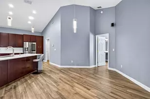 12025 Steppingstone Blvd, Tampa, FL 33635 - Photo 11