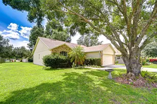 107 Citrus Landing Dr, Plant City, FL 33563 - Photo 3