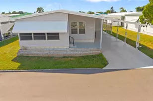 2127 Wailua Dr, Holiday, FL 34691 - Photo 1