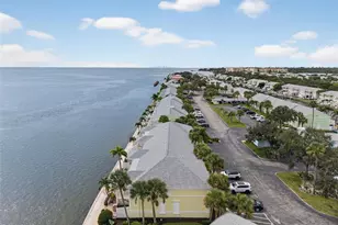 4720 Coquina Key Dr SE, Saint Petersburg, FL 33705 - Photo 43