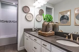 1685 Trailhead Ln, Zephyrhills, FL 33541 - Photo 13