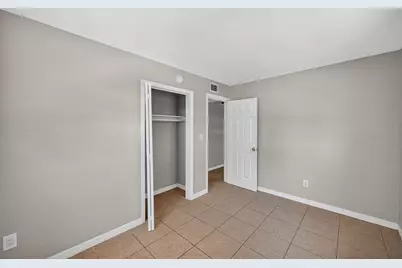 1771 Russell Street S #4, Saint Petersburg, FL 33712 - Photo 15