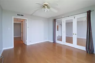 7400 Sun Island Dr S, South Pasadena, FL 33707 - Photo 15