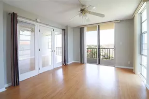 7400 Sun Island Dr S, South Pasadena, FL 33707 - Photo 15