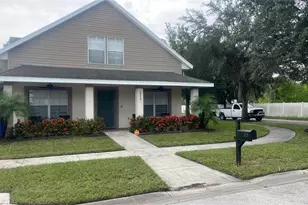 2328 Pleasure Run Dr, Ruskin, FL 33570 - Photo 5