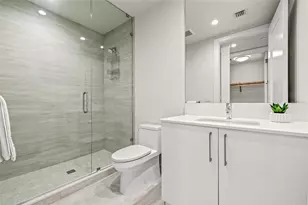 301 1st St S, Saint Petersburg, FL 33701 - Photo 33