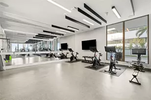 301 1st St S, Saint Petersburg, FL 33701 - Photo 57