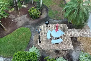 8911 Blind Pass Rd, Saint Pete Beach, FL 33706 - Photo 15