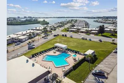 334 Boca Ciega Point Boulevard #606, Saint Petersburg, FL 33708 - Photo 45