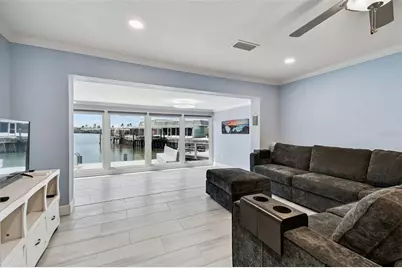 334 Boca Ciega Point Boulevard #606, Saint Petersburg, FL 33708 - Photo 17