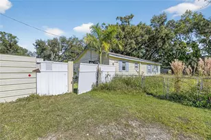 311 S Webb Rd, Plant City, FL 33566 - Photo 5