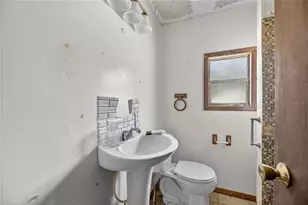 311 S Webb Rd, Plant City, FL 33566 - Photo 17