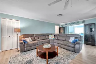 3957 Tarpon Pointe Cir, Palm Harbor, FL 34684 - Photo 19