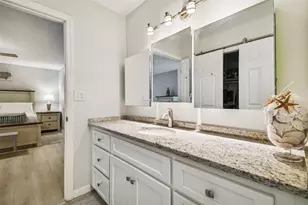 100 Bluff View Dr, Belleair Bluffs, FL 33770 - Photo 15