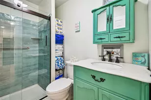 100 Bluff View Dr, Belleair Bluffs, FL 33770 - Photo 29