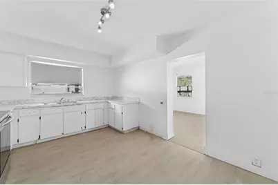 3102 W Leroy Street #A, Tampa, FL 33607 - Photo 11