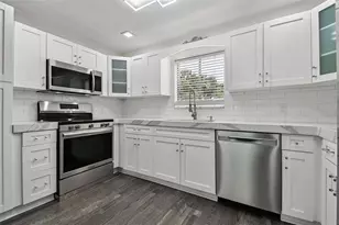 4036 Cortez Dr, Tampa, FL 33614 - Photo 13