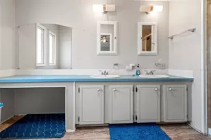 35021 McCulloughs Leap, Zephyrhills, FL 33541 - Photo 21