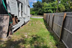 3505 E 23rd Ave, Tampa, FL 33605 - Photo 17