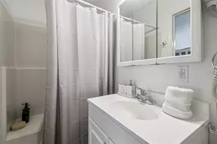 9914 Alavista Dr, Gibsonton, FL 33534 - Photo 21