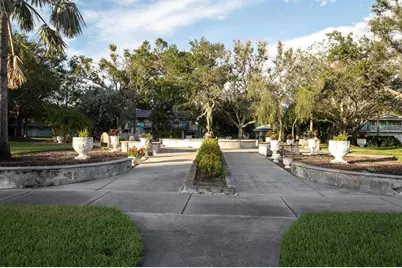 1150 Rue Des Reines #2B, South Pasadena, FL 33707 - Photo 35