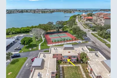 1150 Rue Des Reines #2B, South Pasadena, FL 33707 - Photo 3