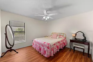 15013 Redcliff Dr, Tampa, FL 33625 - Photo 17