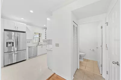 2515 W Kansas Avenue #E, Tampa, FL 33629 - Photo 9