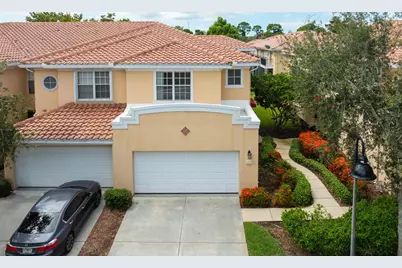 277 Valencia Circle, Saint Petersburg, FL 33716 - Photo 9
