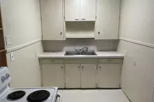 4843 Haines Rd N, Saint Petersburg, FL 33714 - Photo 5