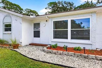 603 Shore Drive E, Oldsmar, FL 34677 - Photo 5