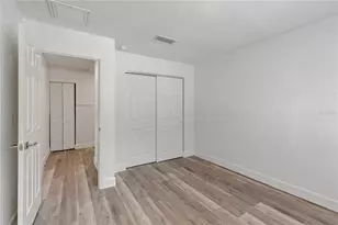 1872 New Hampshire Ave NE, Saint Petersburg, FL 33703 - Photo 19