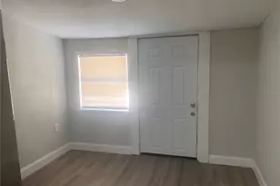 1141 9th Ave S, Saint Petersburg, FL 33705 - Photo 13