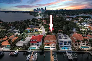 801 Brightwaters Blvd NE, Saint Petersburg, FL 33704 - Photo 3