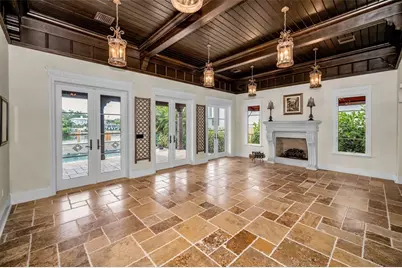 801 Brightwaters Boulevard NE, Saint Petersburg, FL 33704 - Photo 13