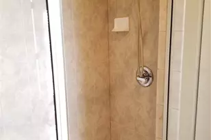 4523 Legacy Park Dr, Tampa, FL 33611 - Photo 15