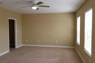 4523 Legacy Park Dr, Tampa, FL 33611 - Photo 11