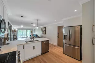 29147 Bay Hollow Dr, Wesley Chapel, FL 33543 - Photo 9