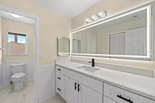 10813 Venice Cir, Tampa, FL 33635 - Photo 23