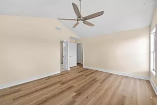 10813 Venice Cir, Tampa, FL 33635 - Photo 19